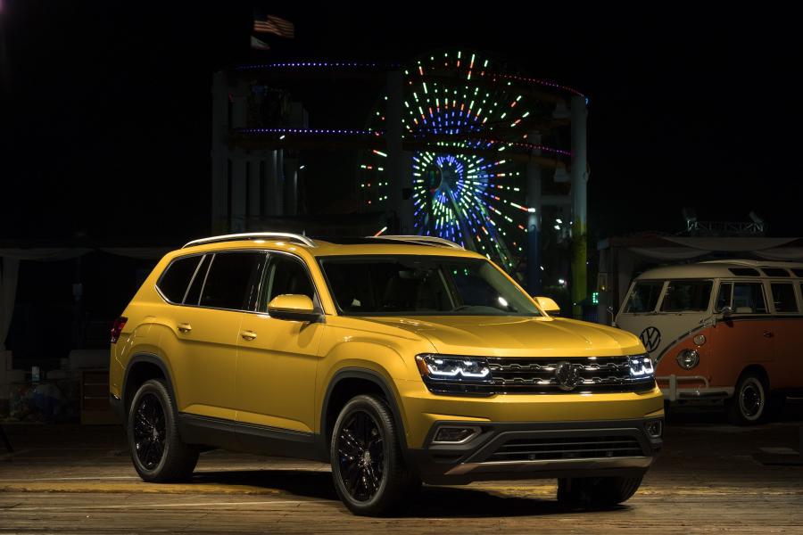  Volkswagen Atlas V6 2017 года  (фото 6 из 46)
